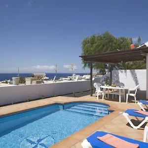 2 Bedroom 'the Bungalow' With Private Heated Pool. Puerto del Carmen (Lanzarote)